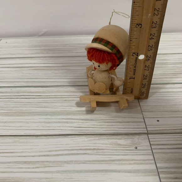 Vintage Handmade Wood Art Girl With Big And Puppy On Sleigh Figurine - Picture 6 of 9